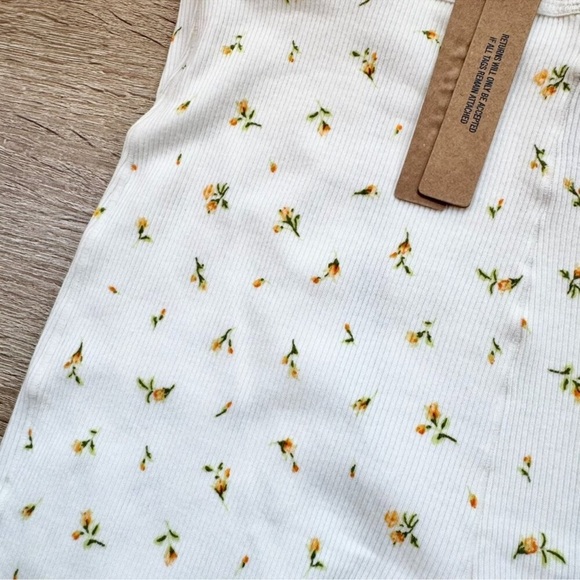 NWT SKIMS Cotton Rib Leggings Marigold Rosebud Floral Print Yellow White 2X - Picture 6 of 7